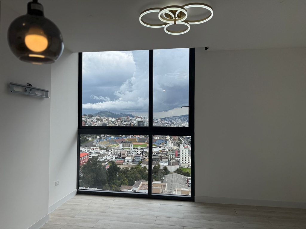 Departamento de 2 Dormitorios con Hermosa Vista en Venta Sector El Batán