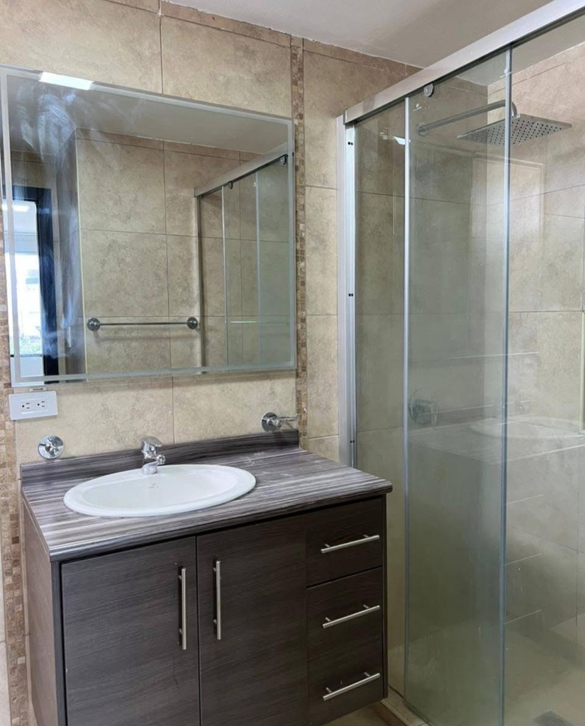 Suite con Excelente Ubicación en Venta Sector Granados 