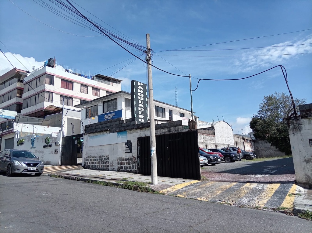 Terreno con Excelente Ubicación en Venta Sector Mariana de Jesús