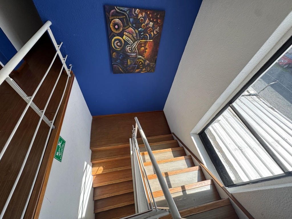 Casa Comercial con Excelente Ubicación en Venta Sector Mariana de Jesús