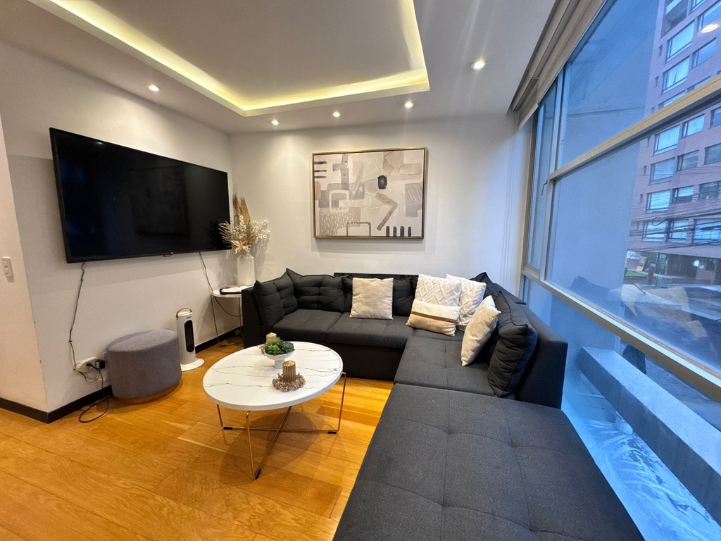 Departamento en Venta de 3 Dormitorio con Excelente Ubicación Sector República del Salvador