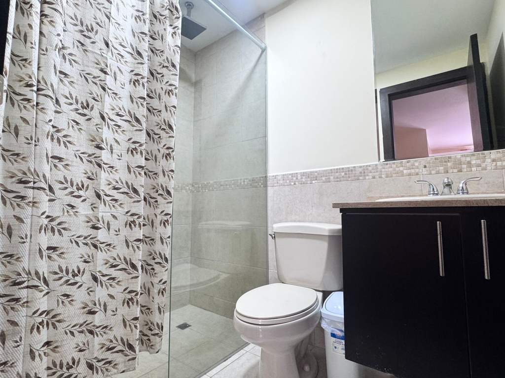 Departamento con Excelente Ubicación en Alquiler Sector Bosmediano 