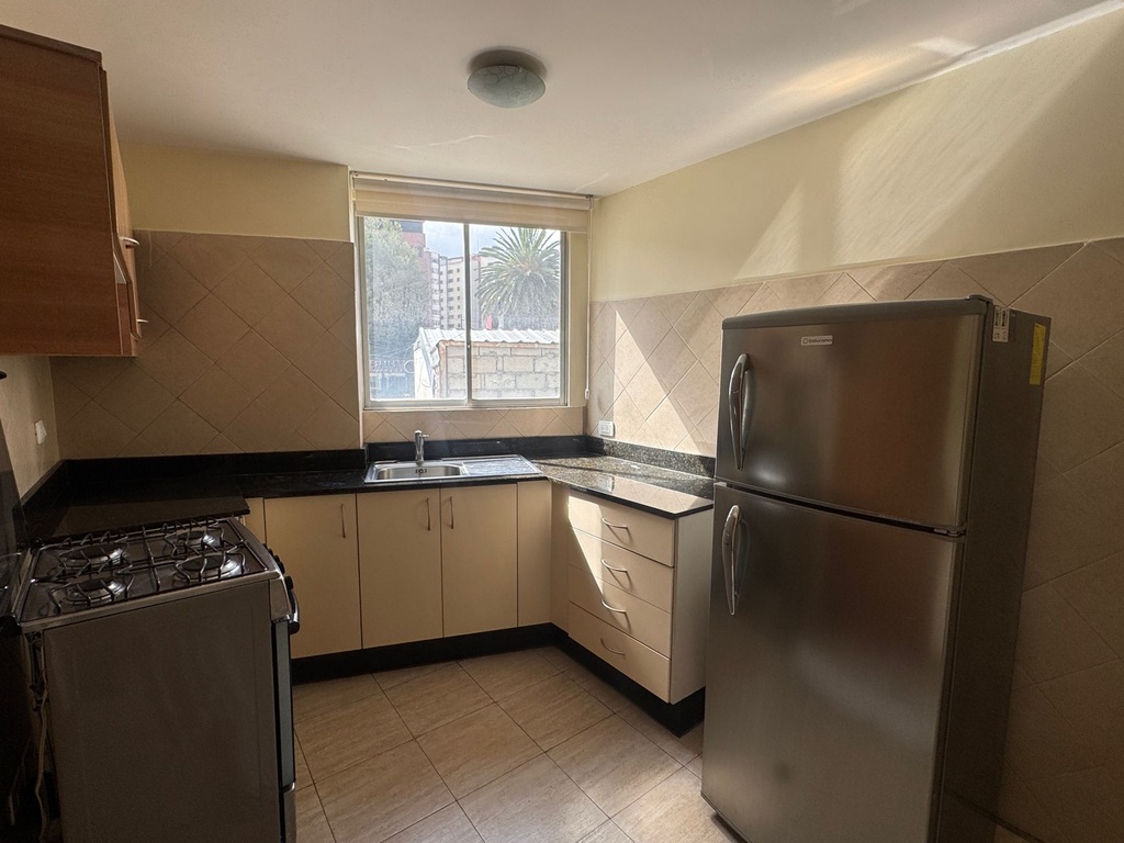 Suite con Excelente Ubicación en Alquiler Sector República del Salvador