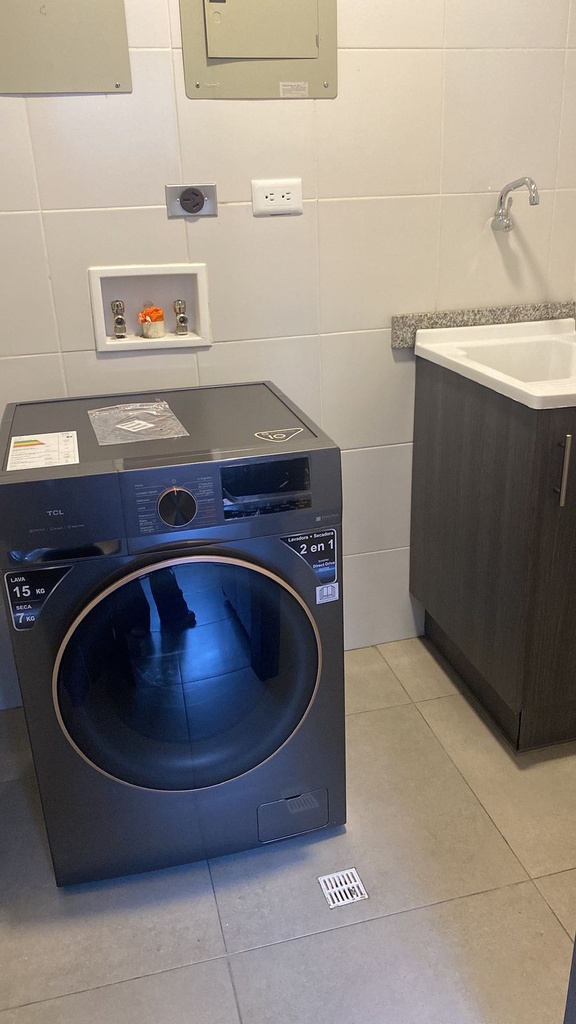 Suite con Ubicación Estratégica en Alquiler Sector República del Salvador