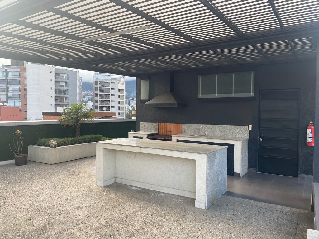 Suite con Ubicación Estratégica en Alquiler Sector República del Salvador