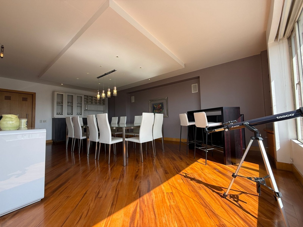 Departamento en Venta con Hermosa Vista Sector Quito Tenis