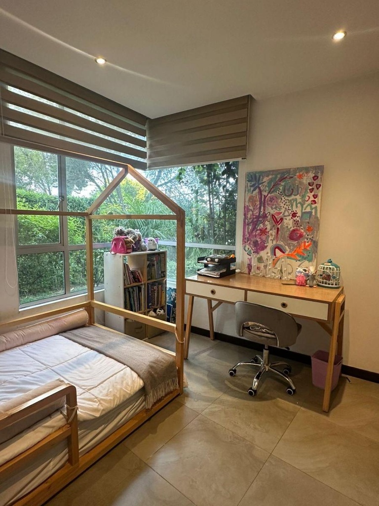 Departamento con Excelente Ubicación en Alquiler Sector Cumbayá