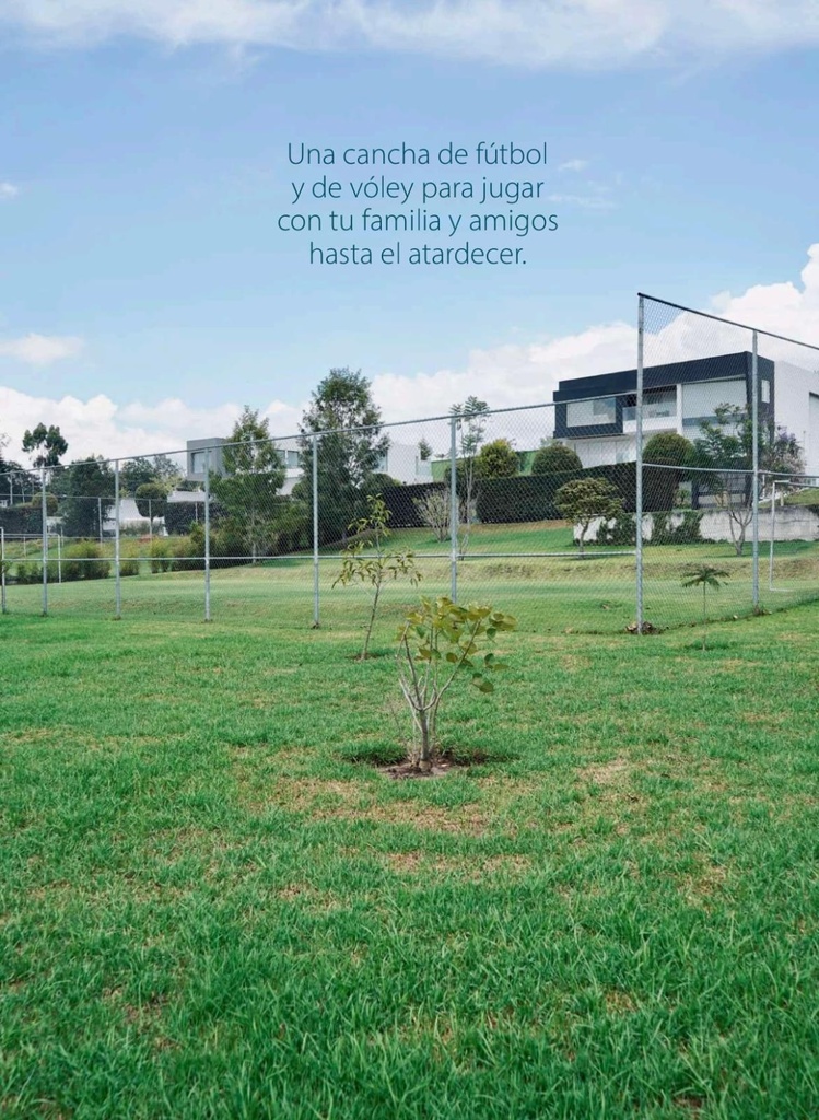 Casa Moderna con Excelente vista en Venta Sector Cumbayá