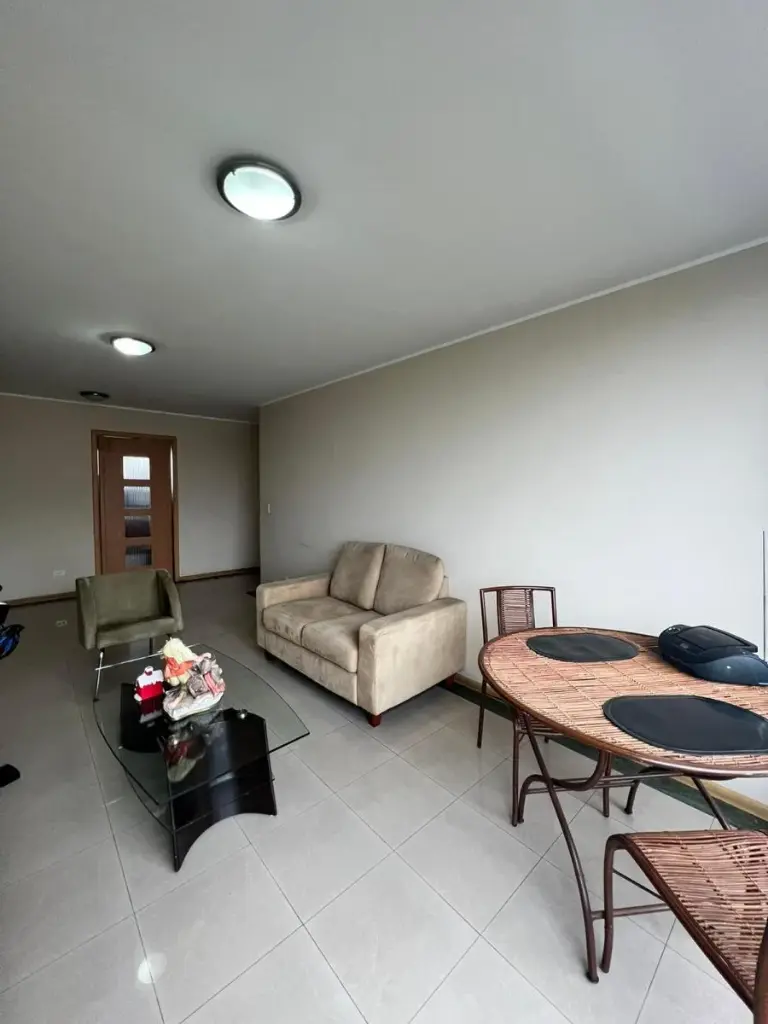 Departamento de 3 Dormitorios de Oportunidad - La Carolina