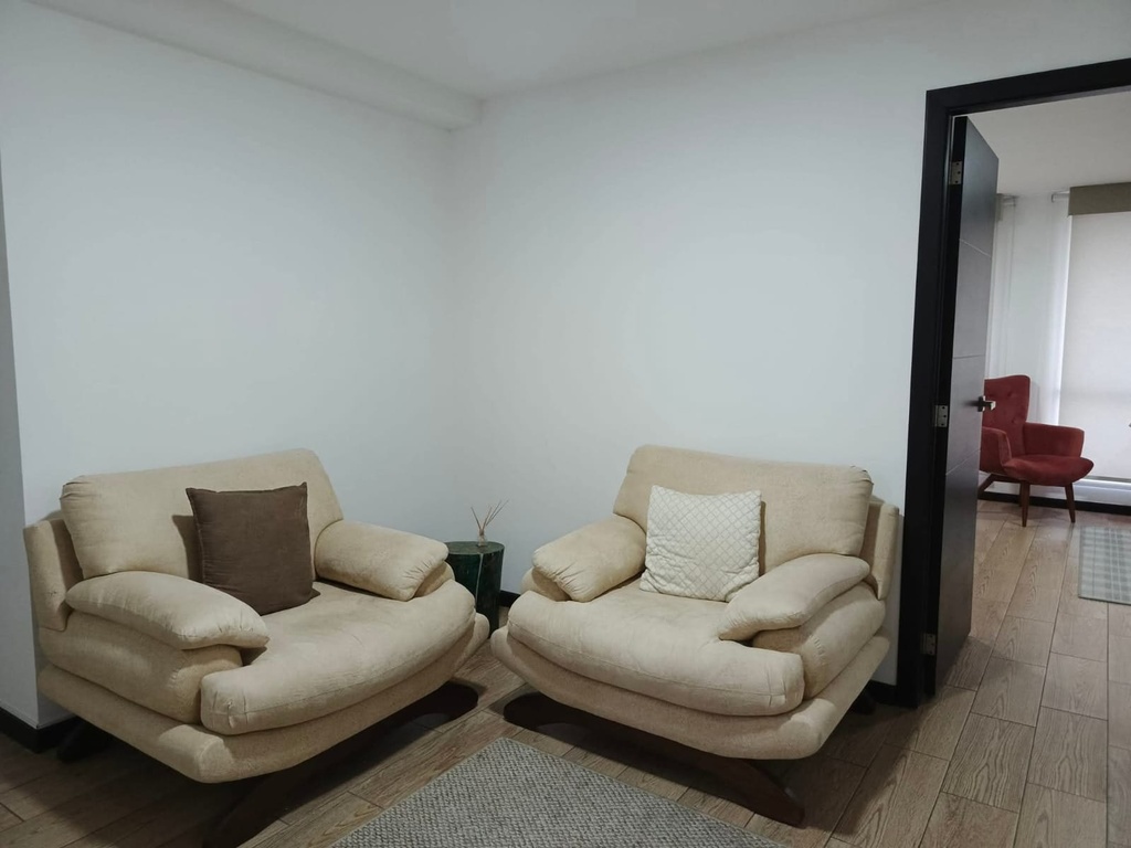 Departamento con Excelente Ubicación en Venta Sector Cumbayá