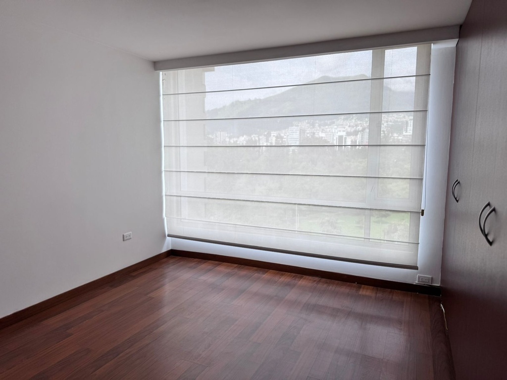 Departamento con Excelente Ubicación en Alquiler Sector República del Salvador