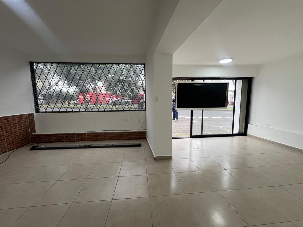 Local con Ubicación Estratégica en Alquiler Sector Rumipamba