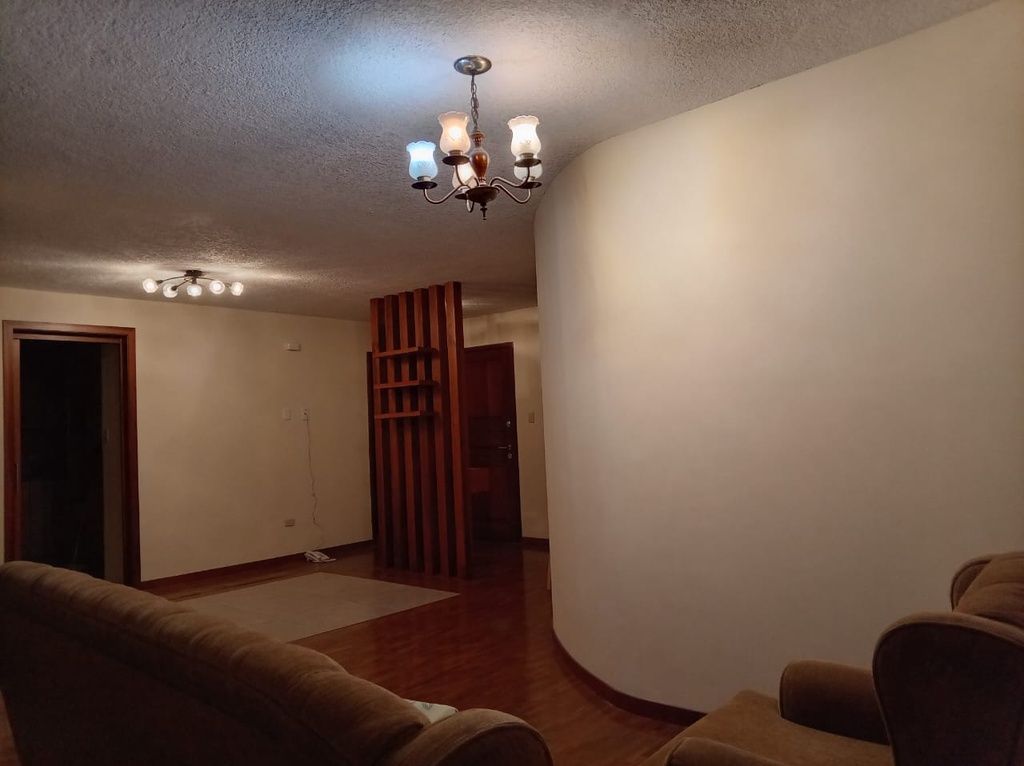 Suite con Excelente Ubicación en Alquiler Sector Cumbayá