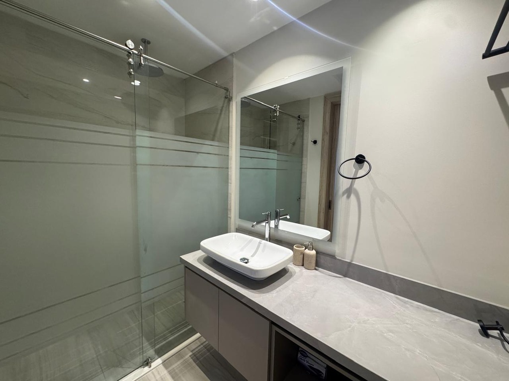 Suite Moderna en Alquiler Sector República del Salvador