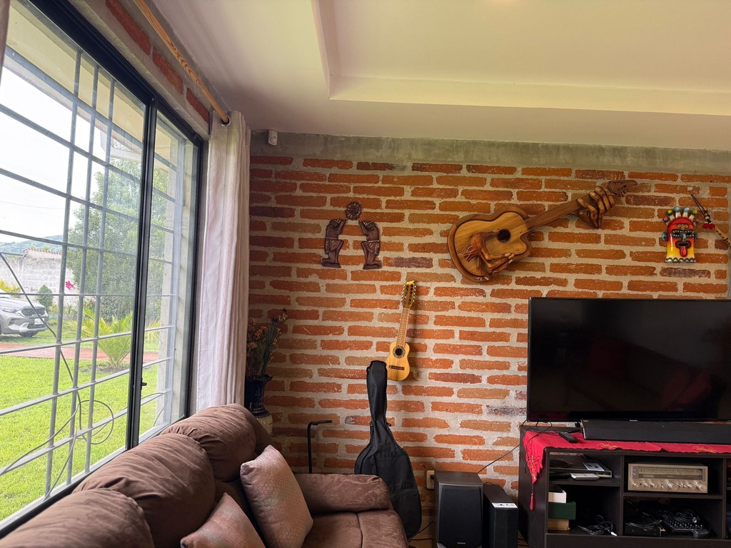 Casa con Piscina en Venta Sector Alangasí la Floresta de la Merced