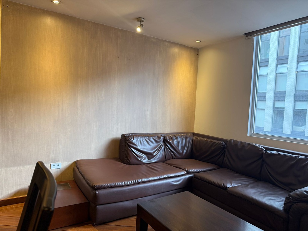 Departamento en Alquiler de Oportunidad Sector República del Salvador 