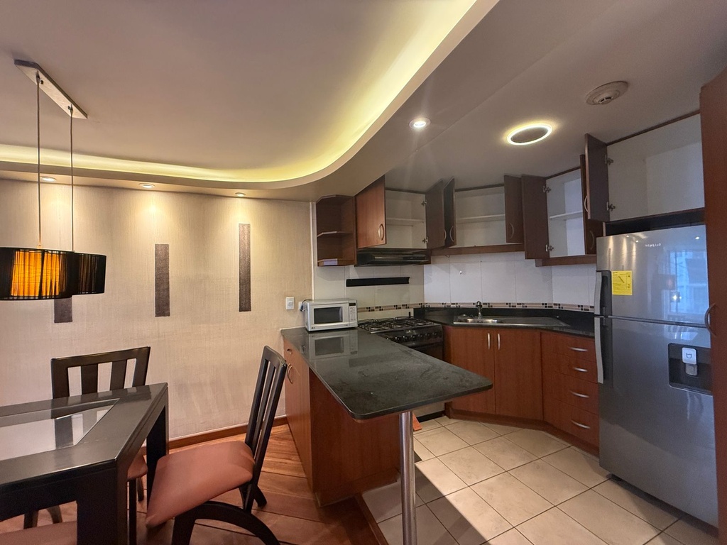 Departamento en Alquiler de Oportunidad Sector República del Salvador 