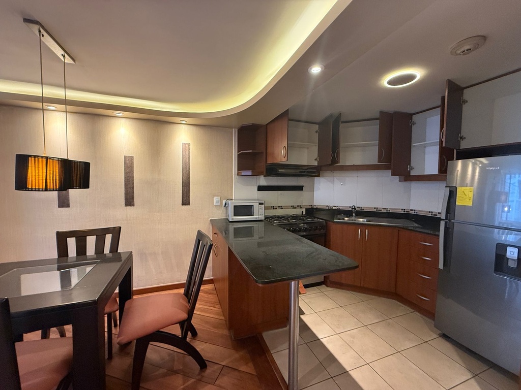 Departamento en Alquiler de Oportunidad Sector República del Salvador 