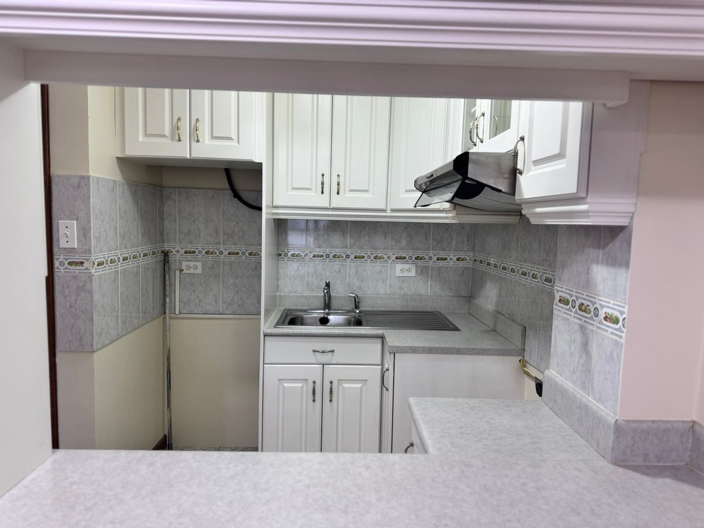 Suite en Alquiler de Oportunidad Sector Solca