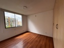 Departamento de 3 Habitaciones y 2 Parqueaderos - Sector UDLA la Granados