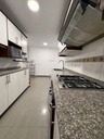 Departamento de 3 Habitaciones y 2 Parqueaderos - Sector UDLA la Granados