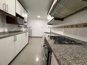Departamento de 3 Habitaciones y 2 Parqueaderos - Sector UDLA la Granados