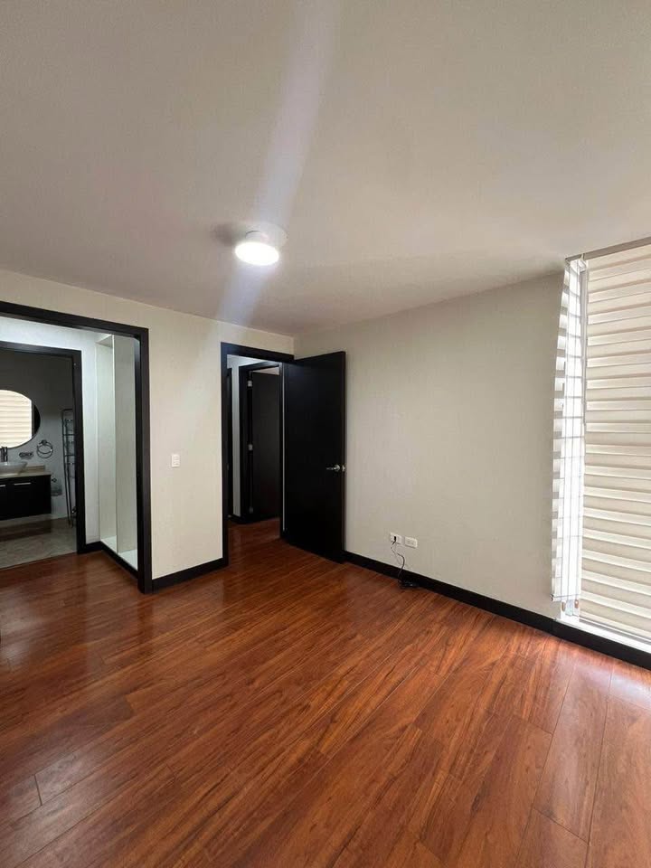 Departamento en Alquiler de Oportunidad Sector La Pradera