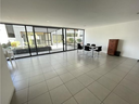 Departamento de 2 Dormitorios y 2 Parqueaderos - Colegio Benalcázar / Portugal