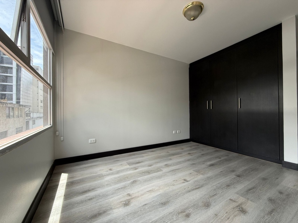 Suite en Venta de Oportunidad Sector La Paz