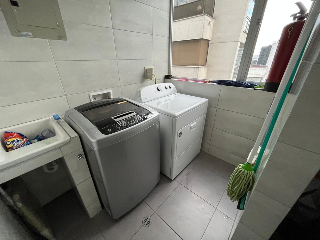 Departamento Amplio de 3 Dormitorios en Alquiler Sector La Carolina