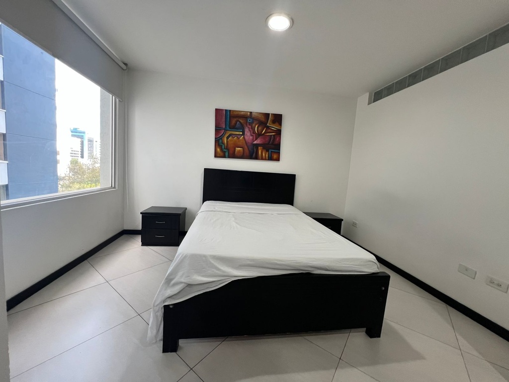 La Carolina - Suite Amoblada con Excelente Ubicación