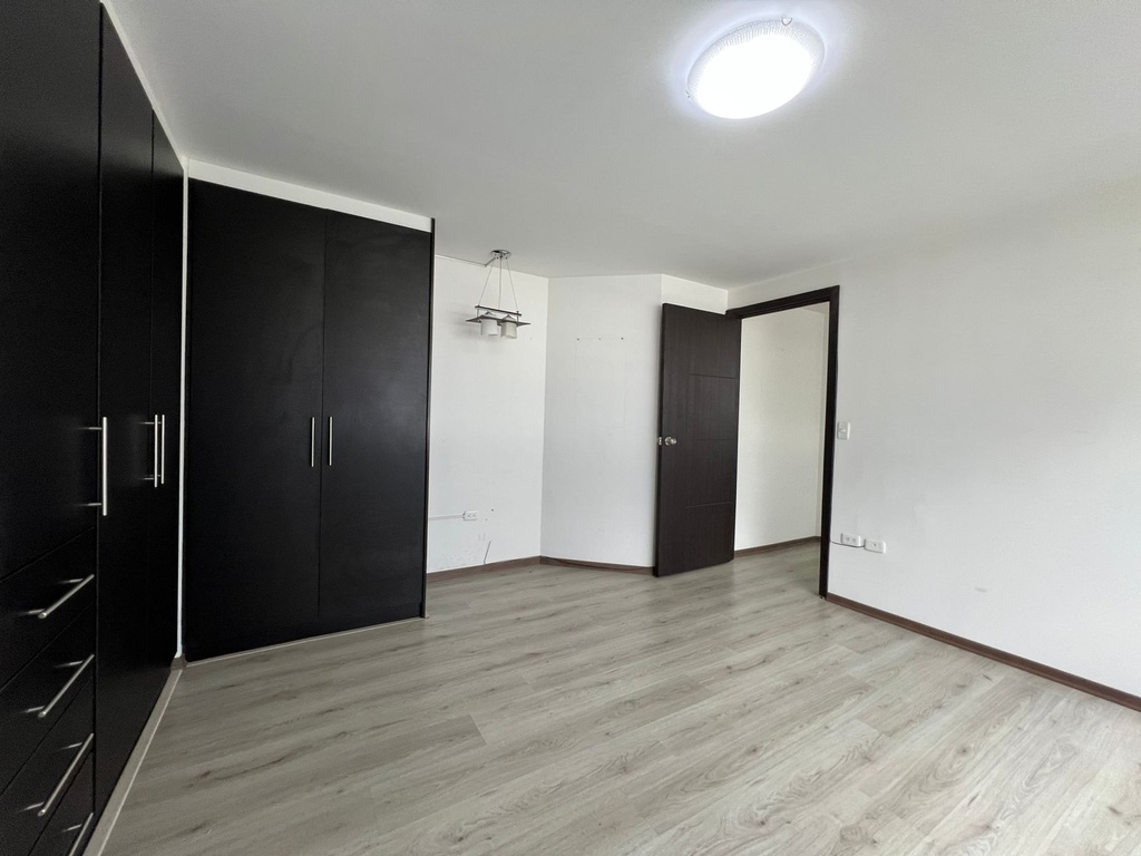 Suite con Hermosa Vista en Venta Sector Rumipamba