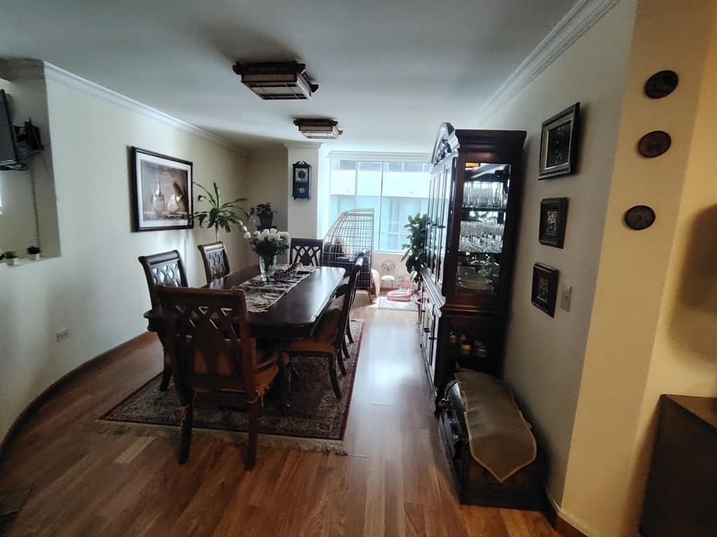 Departamento con Excelente Ubicación en Venta Sector Bosmediano