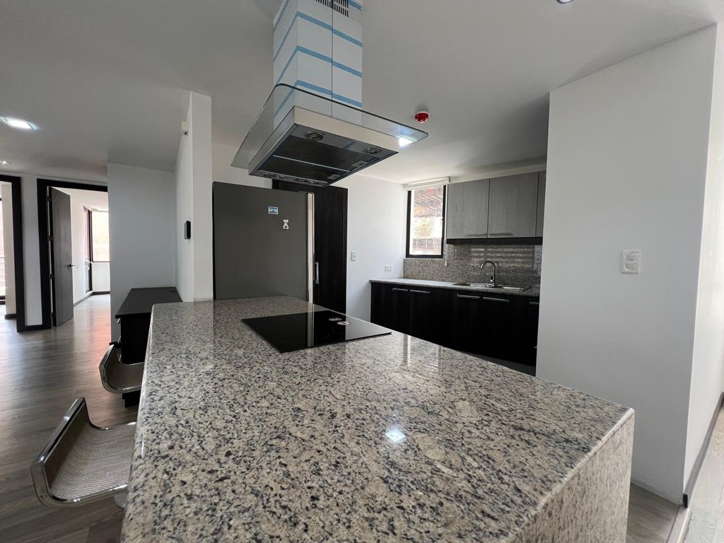 Departamento con Excelente Ubicación en Alquiler Sector Bosmediano