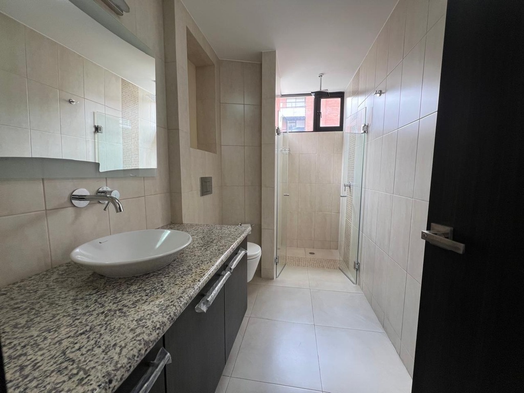 Departamento con Excelente Ubicación en Alquiler Sector Bosmediano