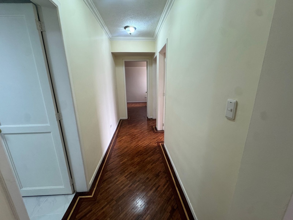 Departamento Amplio de 3 Dormitorios en Venta Sector San Carlos