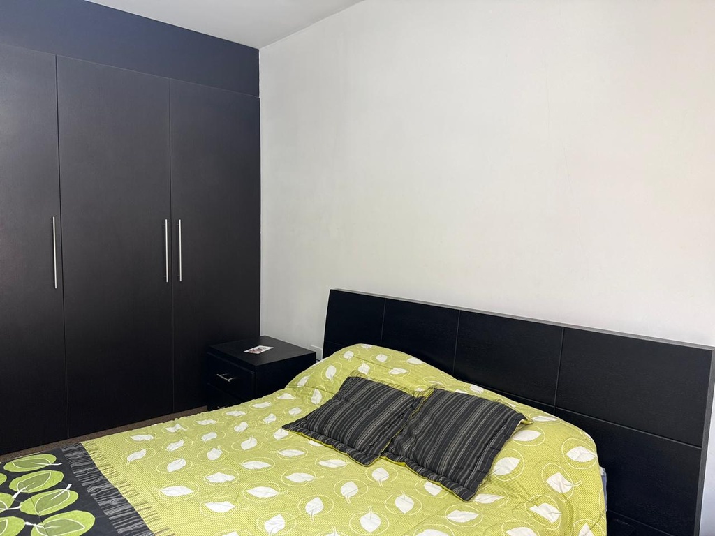 Departamento con Excelente Ubicación en Alquiler Sector República del Salvador