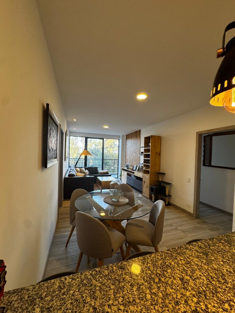 Alquiler de Departamento con Hermosa  Vista en el Sector Cumbayá