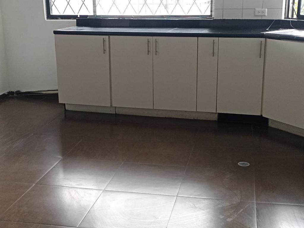 Venta de Departamento con Excelente Ubicación en el sector Iñaquito