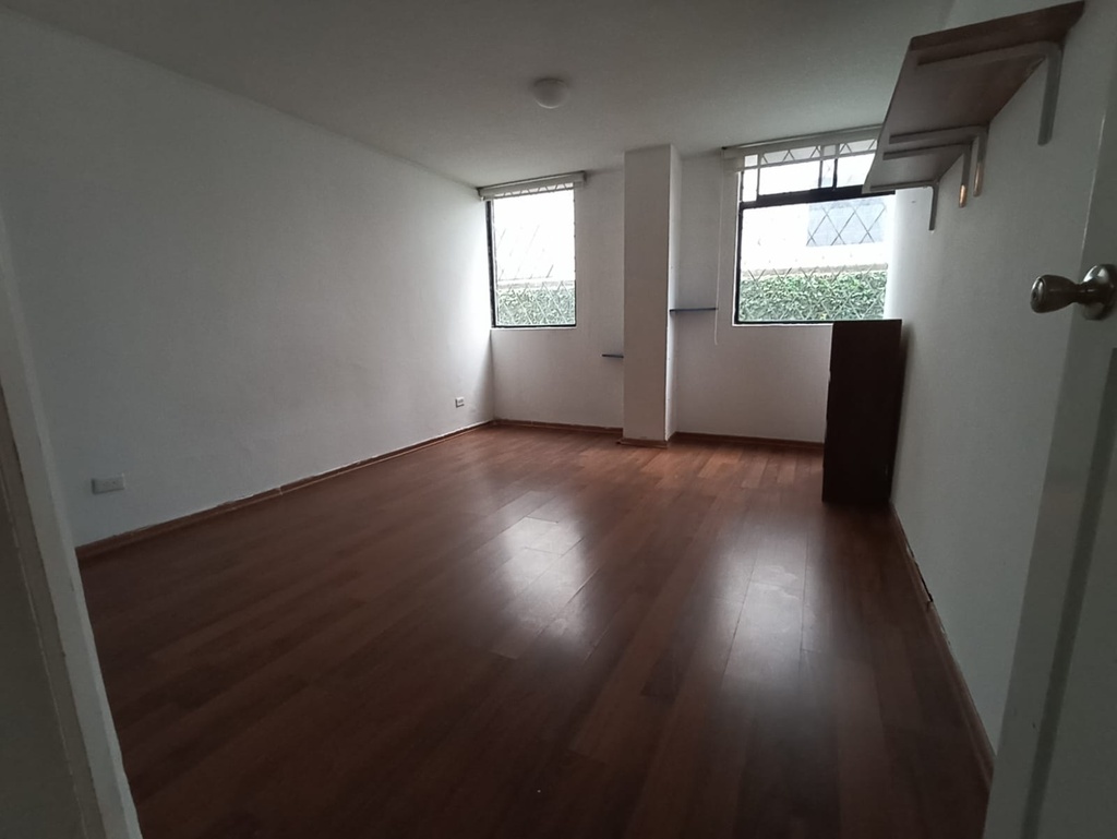 Venta de Departamento con Excelente Ubicación en el sector Iñaquito