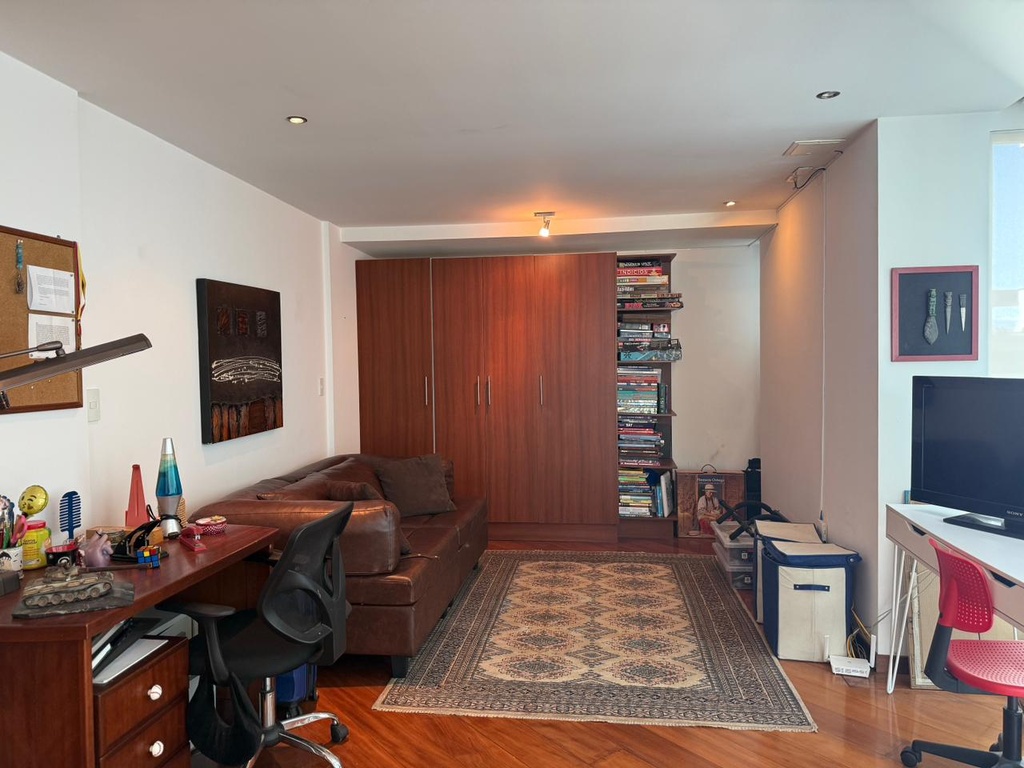 Departamento con Hermosa Vista en Venta Sector González Suárez 