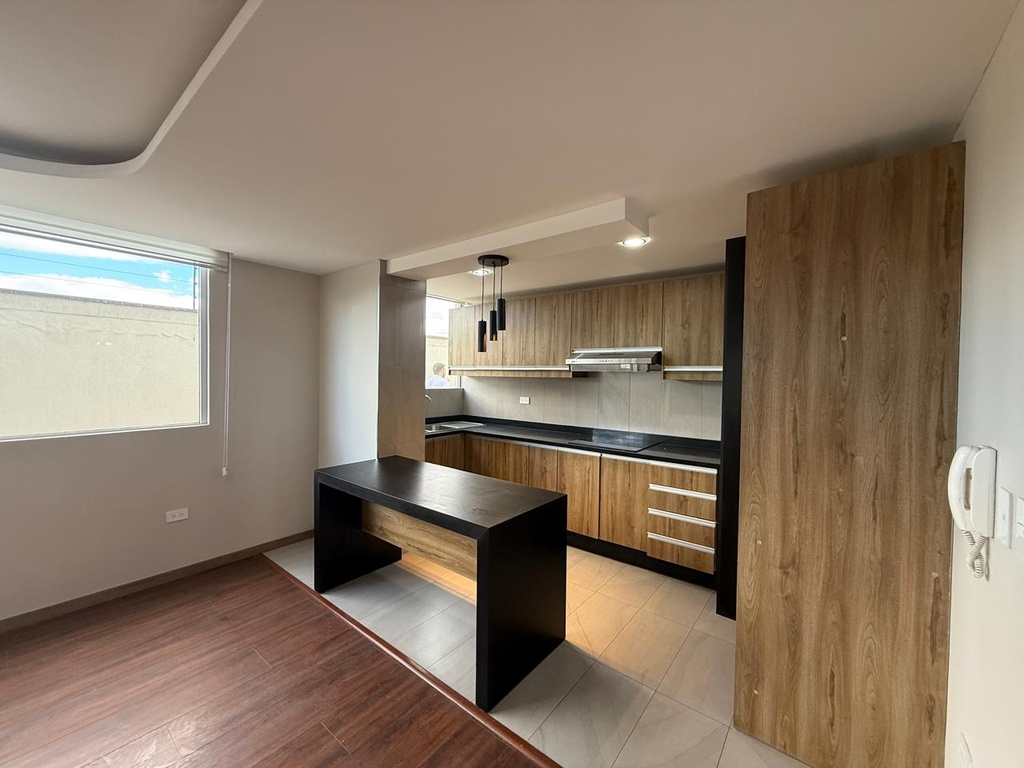 Departamento en venta con 3 Dormitorios en el sector El Inca