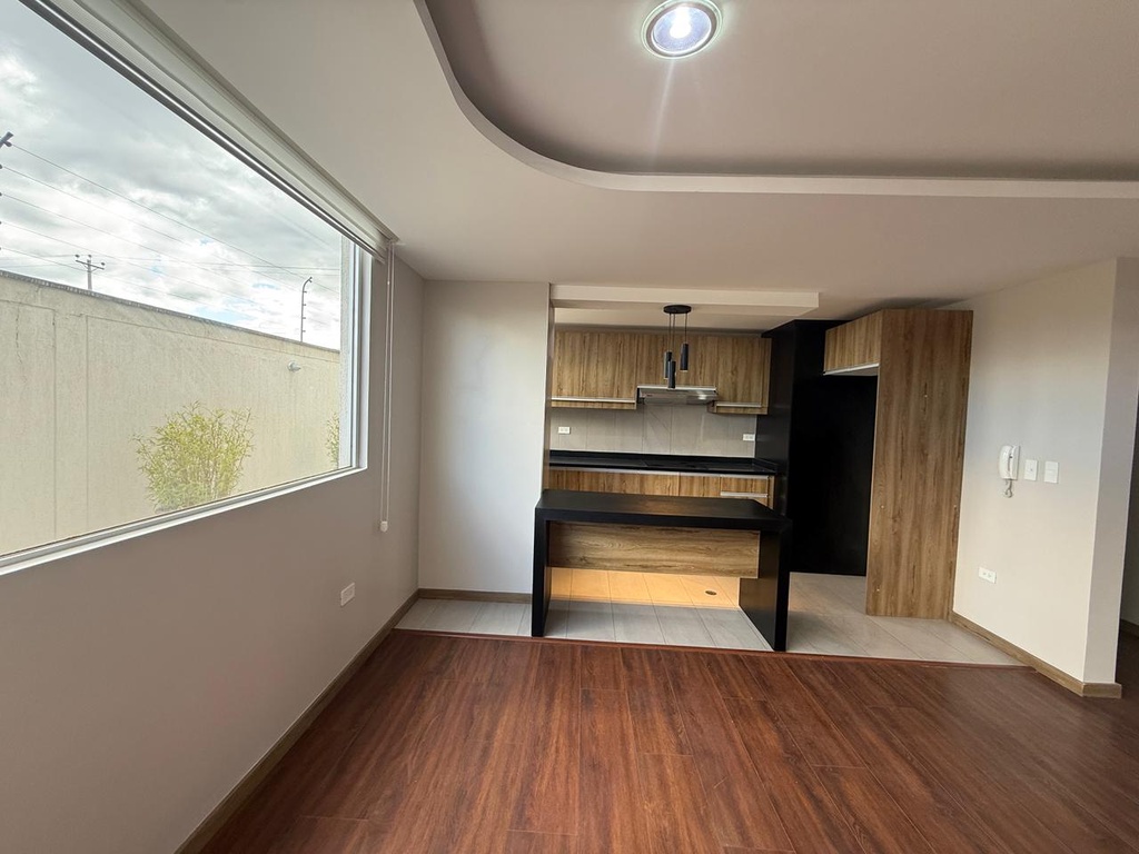 Departamento en venta con 3 Dormitorios en el sector El Inca