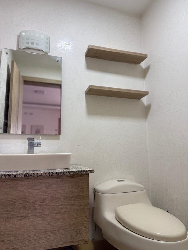 Suite de 1 Dormitorio en Alquiler en el Sector La Carolina