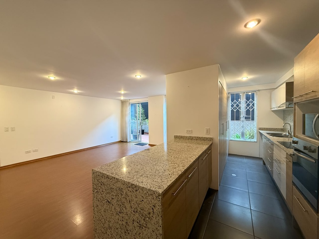 Departamento de 2 Dormitorios en Venta Sector Monteserrin
