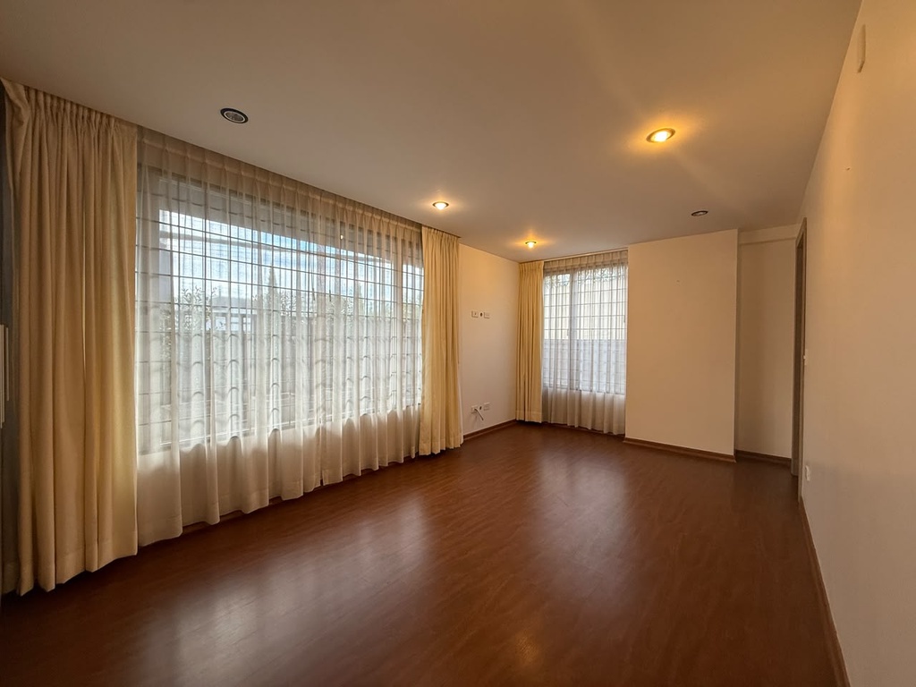 Departamento de 2 Dormitorios en Venta Sector Monteserrin