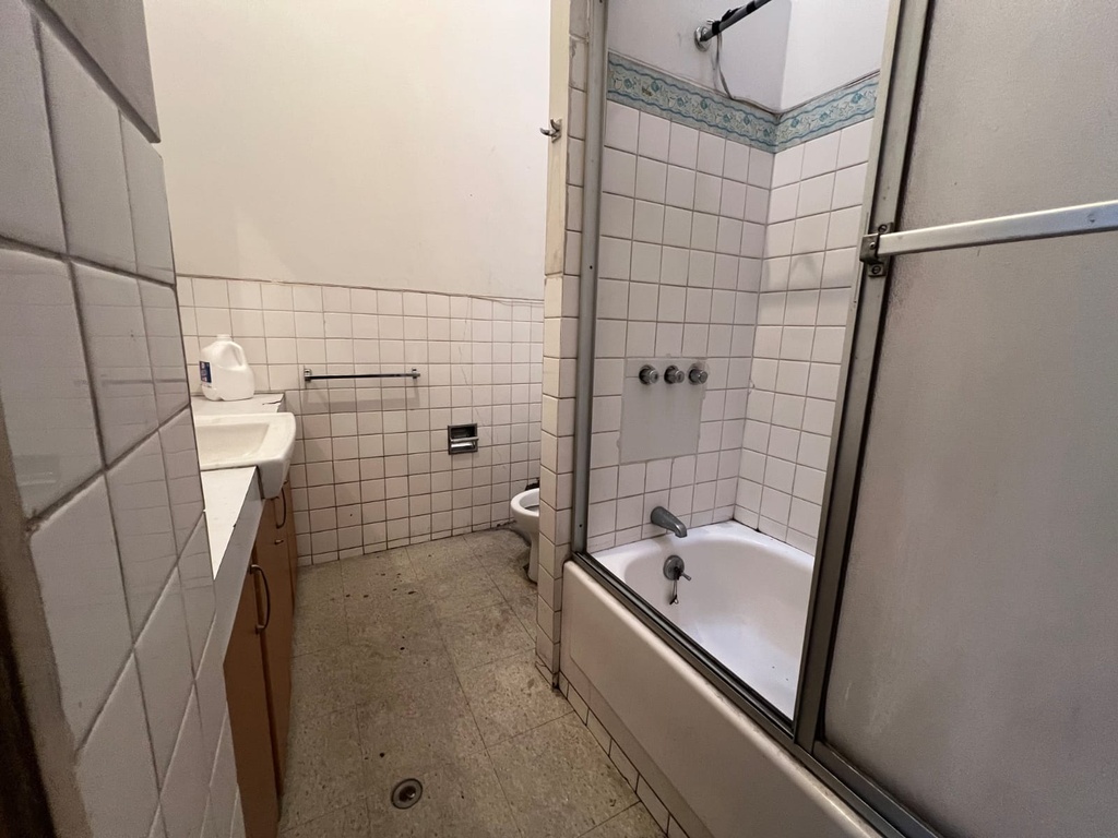 Casa Comercial en Alquiler Sector Rumipamba