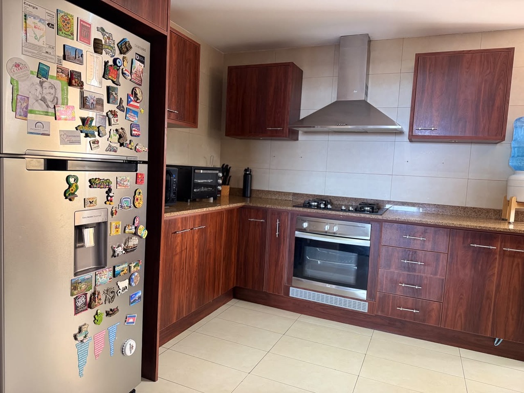 Departamento de 3 Dormitorios en Venta Sector Monteserrin