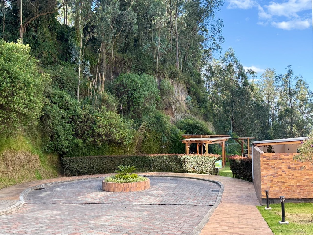 Departamento de 3 Dormitorios en Venta Sector Monteserrin