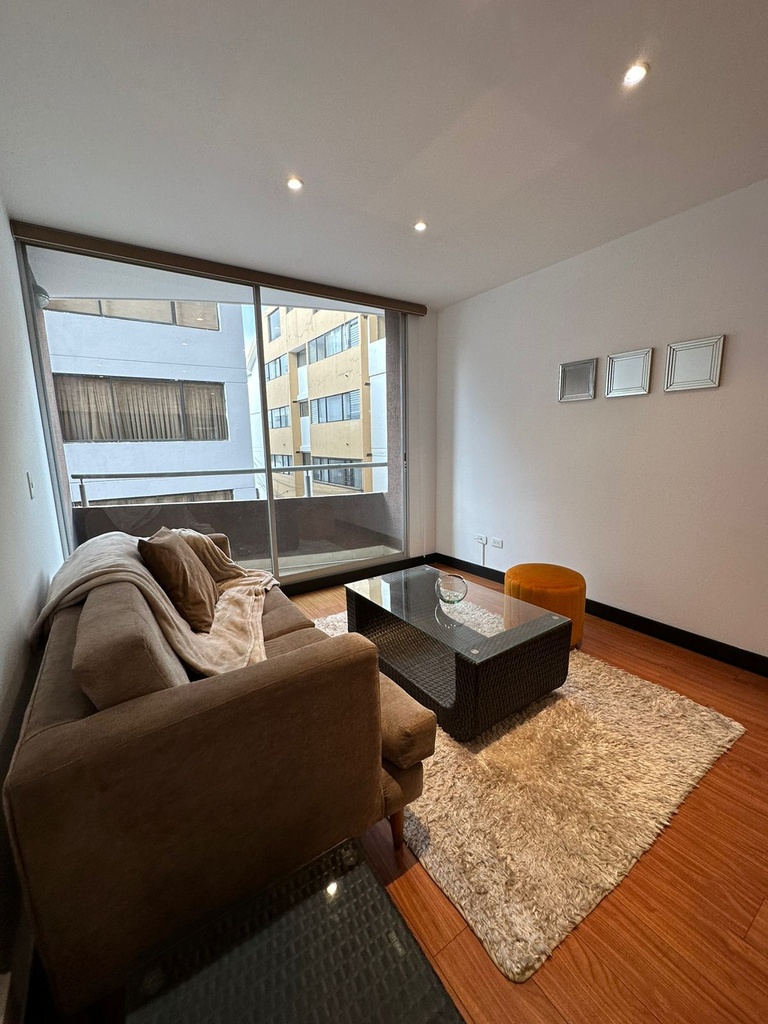 Centro Norte - Departamento Moderno Semi Amoblado - 2 Dorm - 2.5 Baños - Balcón!